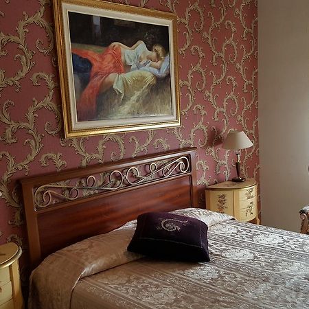 Hotel Royal Alessandria Exterior photo