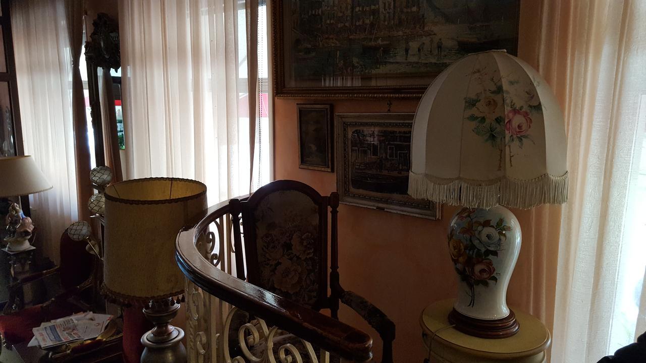 Hotel Royal Alessandria Exterior photo
