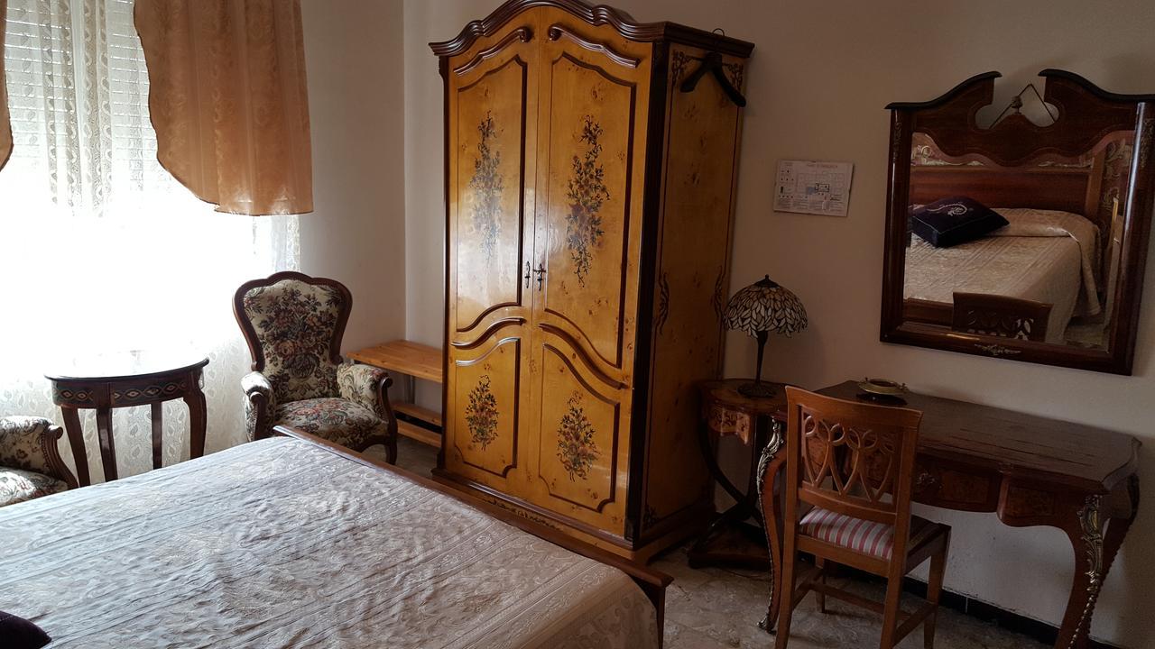 Hotel Royal Alessandria Exterior photo